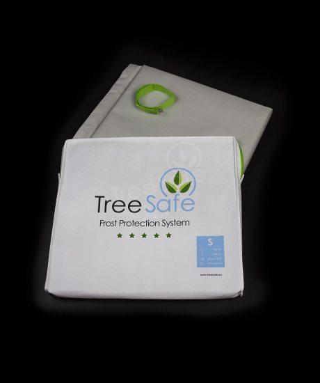 TreeSafe Baumjacke aus Isoliermaterial zum Schutz von Bäumen und Pflanzen.